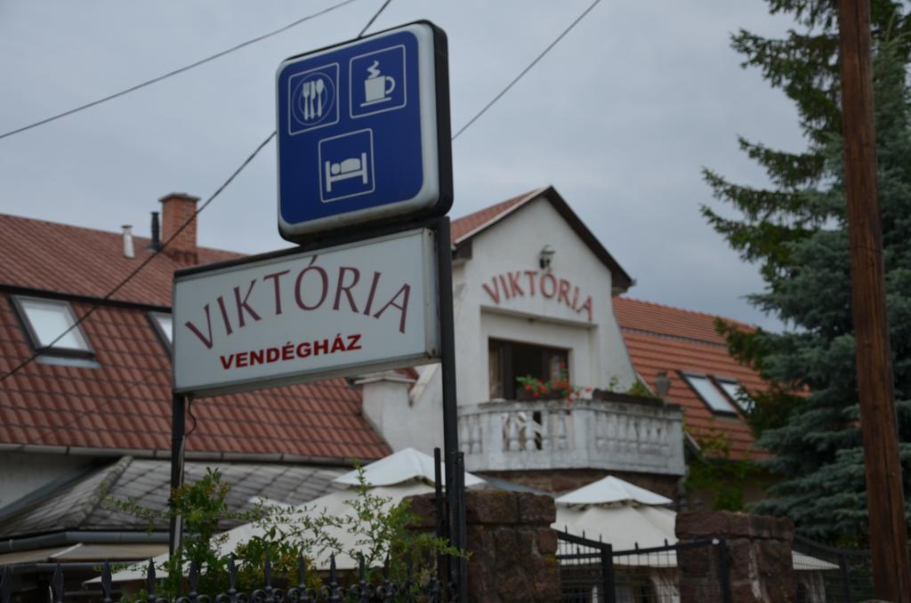 Hotel Viktoria Balatonalmadi Exterior photo